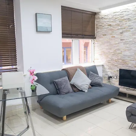 Apartament V2 Park Row *