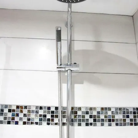 V2 Park Row Leeds (West Yorkshire)