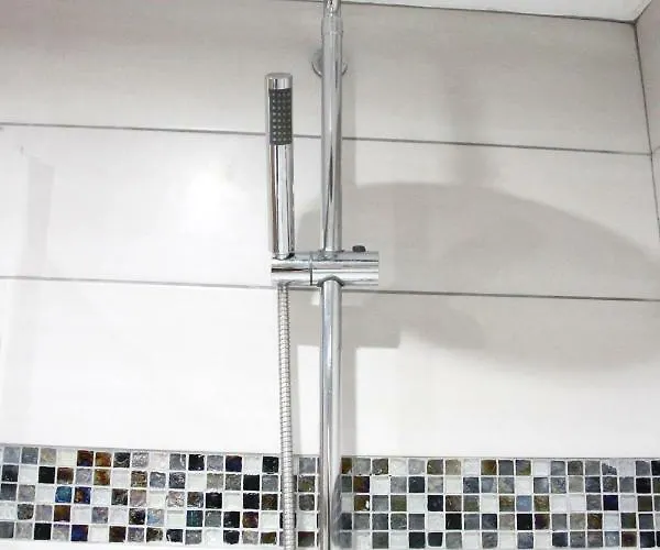 V2 Park Row Leeds (West Yorkshire)