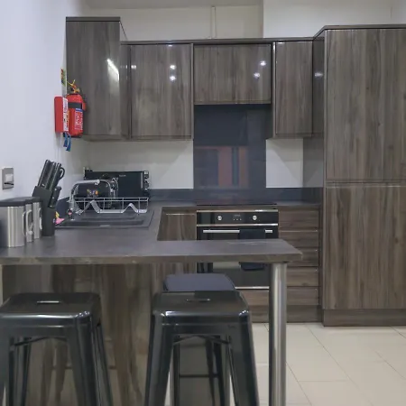 Appartement V2 Park Row *